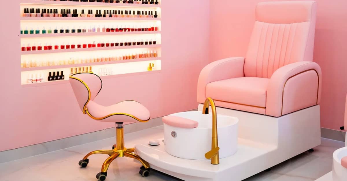 Pamper Your Nails With Classic, Gelish Manicure And Pedicure Options Dubai TMLH.com Special Offers, Deals & Discounts in Turkey 2