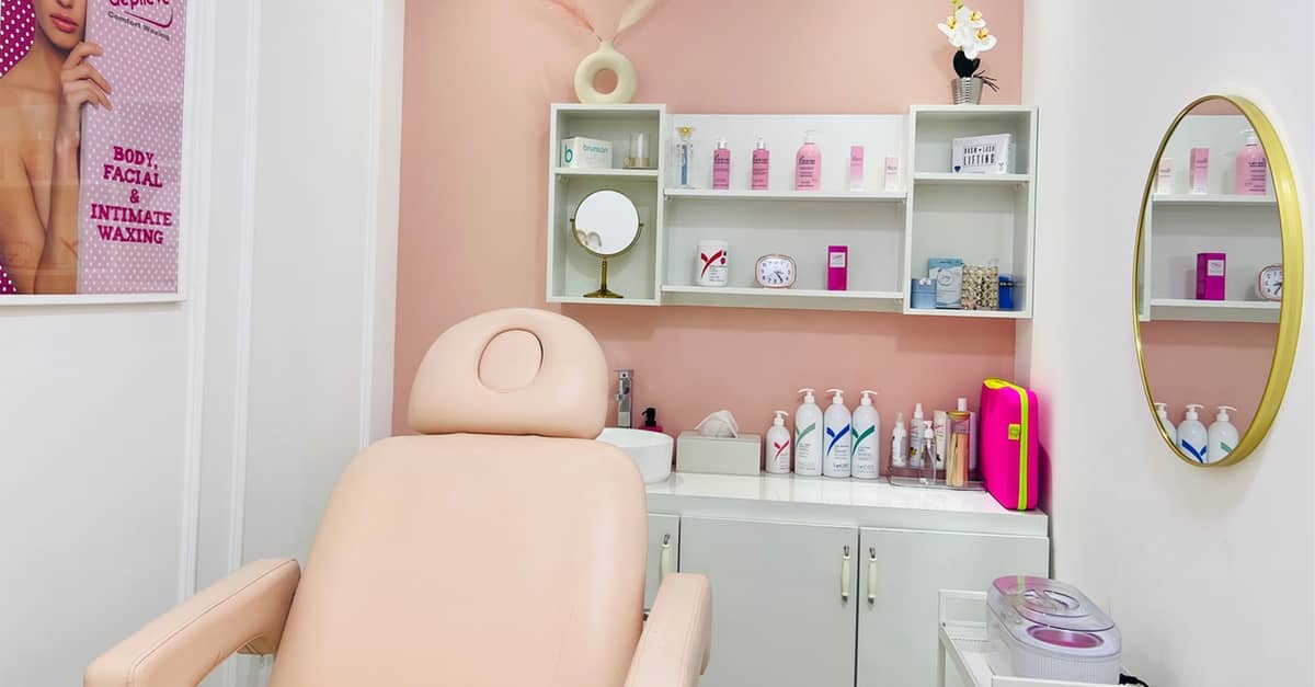 Hair Cut, Wash, Blow Dry, Roots Color Or Full Hair Color Dubai TMLH.com Special Offers, Deals & Discounts in Turkey 3