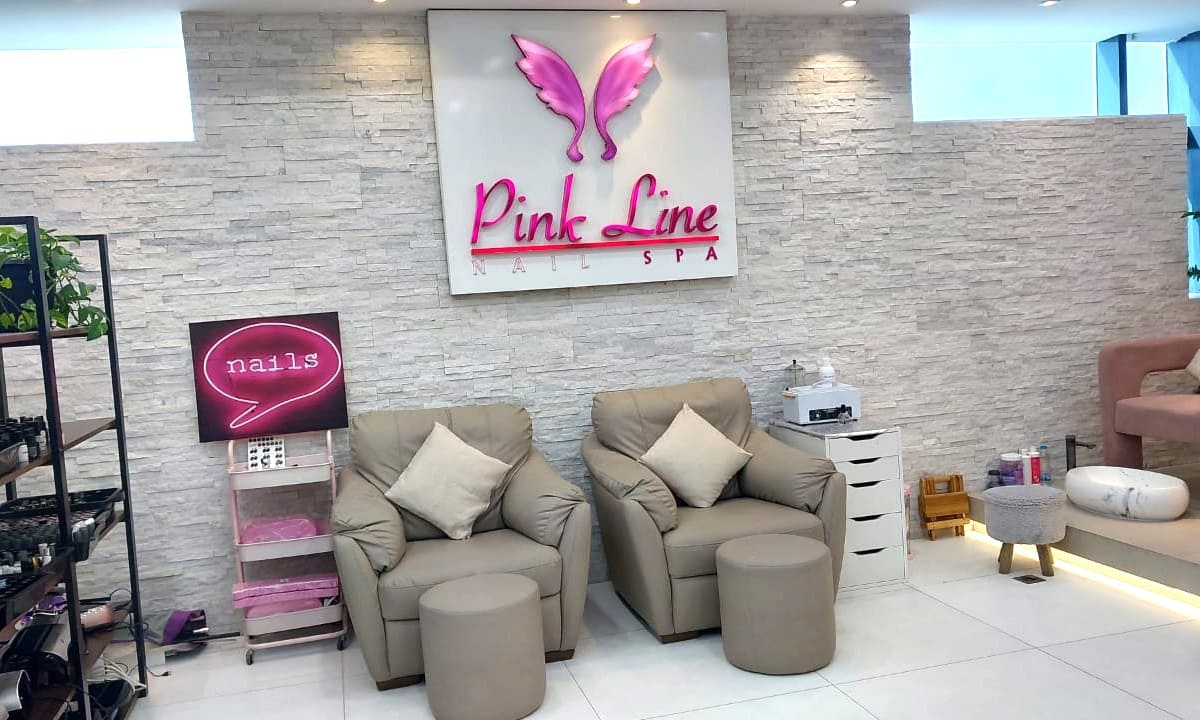 Classic Manicure & Pedicure W/ Normal Color,Gelish Mani Or Pedi & More Dubai TMLH.com Special Offers, Deals & Discounts in Turkey 9