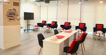 Up To 57% Off On At Nail Blitz Dmcc Dubai TMLH.com Special Offers, Deals & Discounts in Turkey