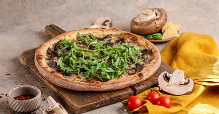 Relish With Classic Or Premium Pizza! Abu Dhabi TMLH.com Special Offers, Deals & Discounts in Turkey