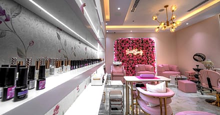Wash & Blow Dry W/ Optional Haircut, Roots Color, Or Full Hair Color Dubai TMLH.com Special Offers, Deals & Discounts in Turkey