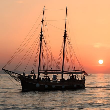 Private Historical Muscat Sunset Tour – Sightseeing and Tours TMLH.com Special Offers, Deals & Discounts in Turkey