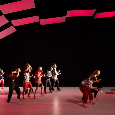 La Terre en Transe – Taoufiq Izeddiou – Shows and Theatrical Plays TMLH.com Special Offers, Deals & Discounts in Turkey